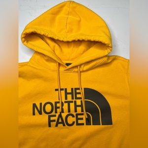 XL Mens Yellow North Face Sweatshirt